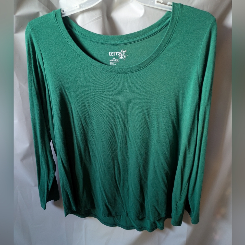 Terra & Sky Women's Emerald Long Sleeve T-shirt